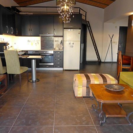 Wide-View & Quiet Apartment Chania Chania  Екстер'єр фото